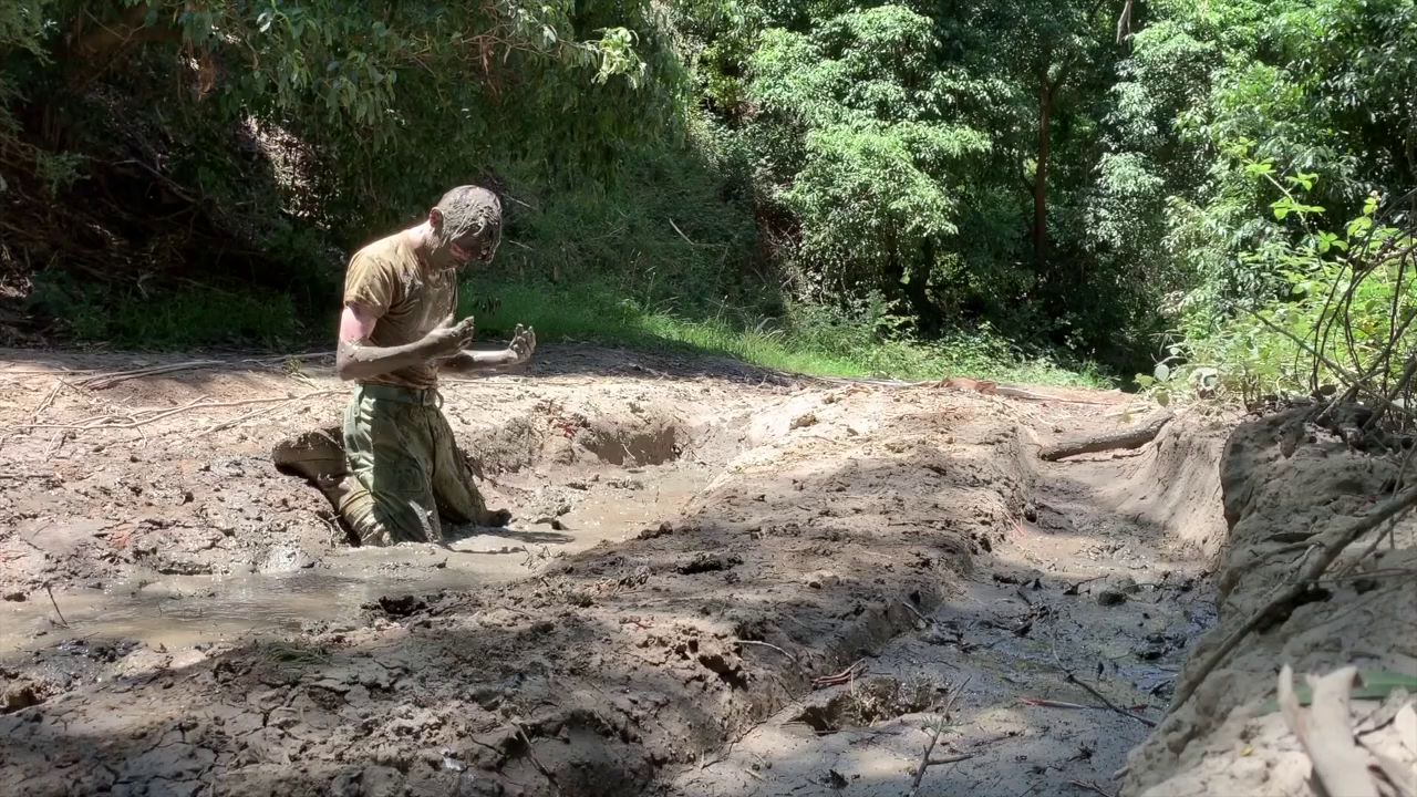 muddy-fatigues_main.jpg
