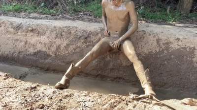 muddy-nap_17.jpg